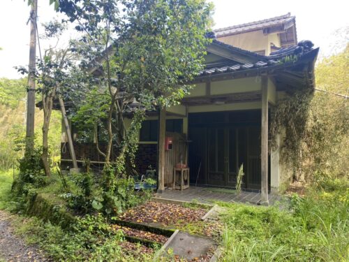 《鹿島町上講武 中古戸建》自然に囲まれたゆとりある敷地と静かな住環境